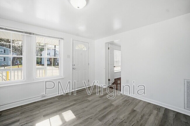 Building Photo - 1482 Old Virginia Beach Rd