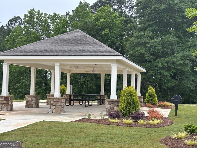 Building Photo - 0 Otway Lp