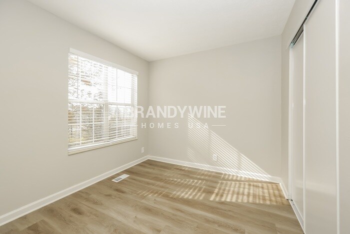 Building Photo - 5929 Colchester Dr