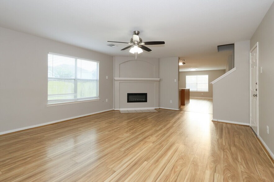 Building Photo - 21334 Bella Luna Ct