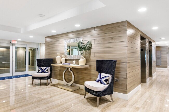 Building Photo - 2773 S Ocean Blvd