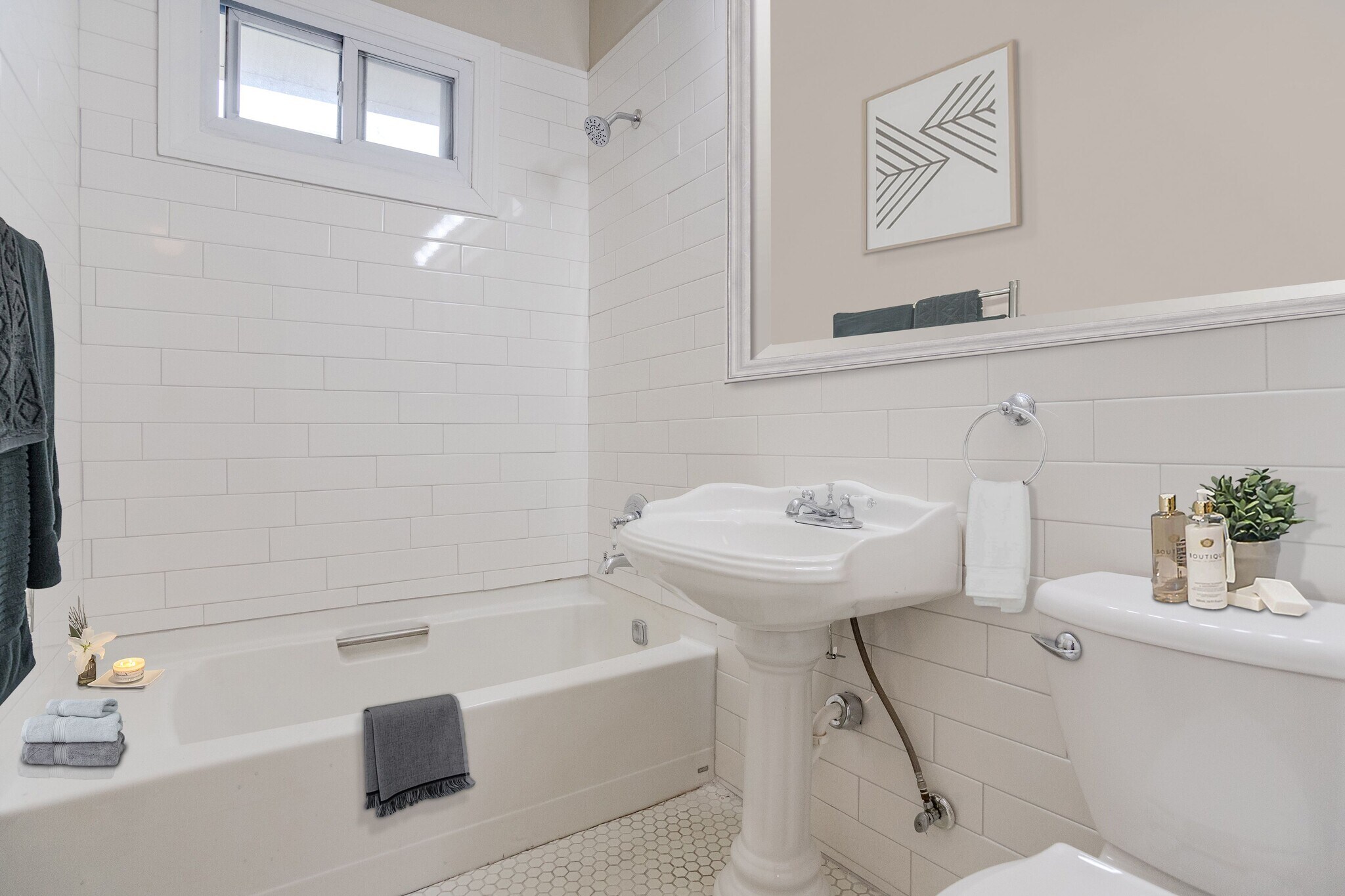 Building Photo - 2909 Knox Ave S