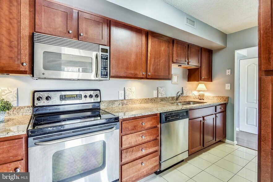 Building Photo - 2230 George C Marshall Dr