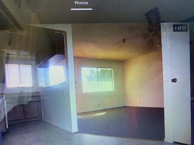 Building Photo - 13407 Kornblum Ave.