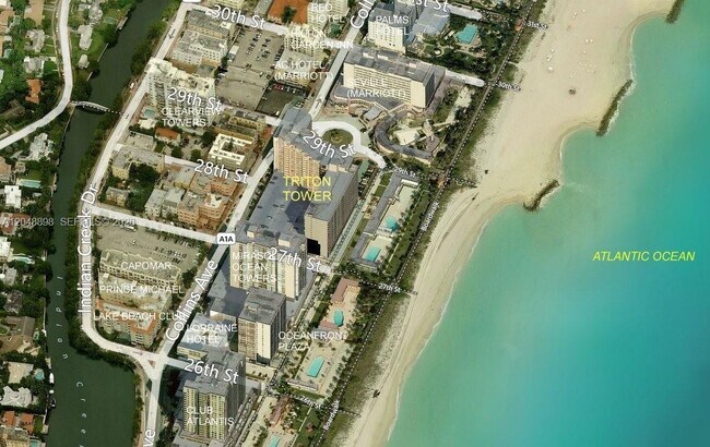 Building Photo - 2899 Collins Ave