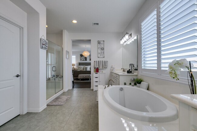 Building Photo - FULLY FURNISHED- Elegant 4-Bed, 3.5-Bath Home with Loft, Designer Finishes, and Expansive Backyard