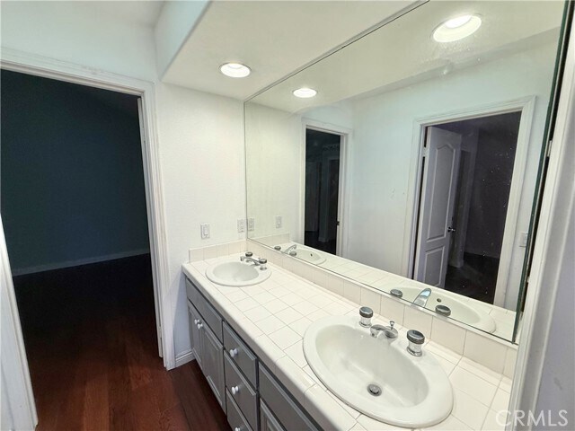Building Photo - 31 Wakonda
