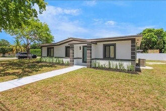 Building Photo - 13885 NW 5th Ave