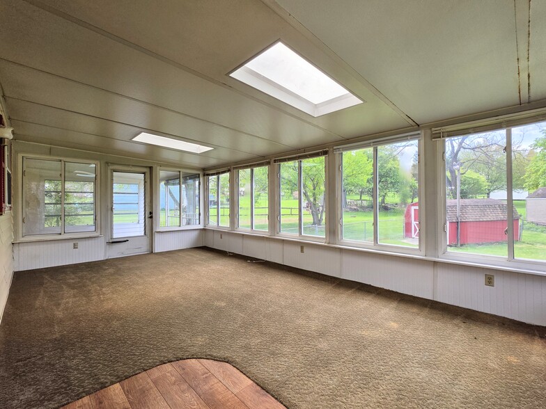 Building Photo - 909 Hannah Dr