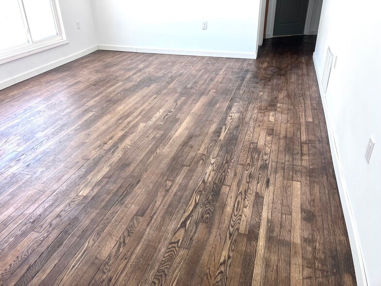 Building Photo - 21781 Logue Ave