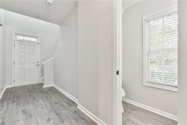 Building Photo - 6138 Brookechase Ln