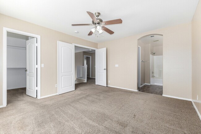 Building Photo - 6537 W Magnolia St