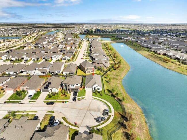 Building Photo - 153 Aurora Spgs Dr