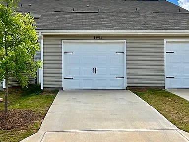 Building Photo - 13936 Castle Nook Dr