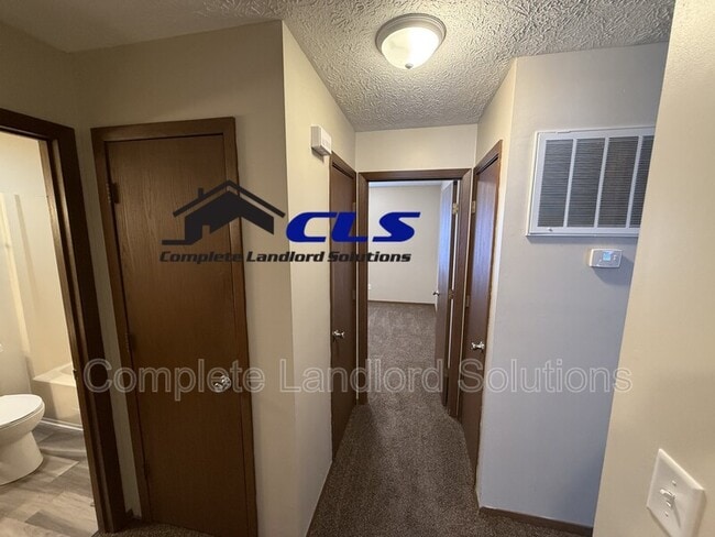 Building Photo - 4264 S Kian St