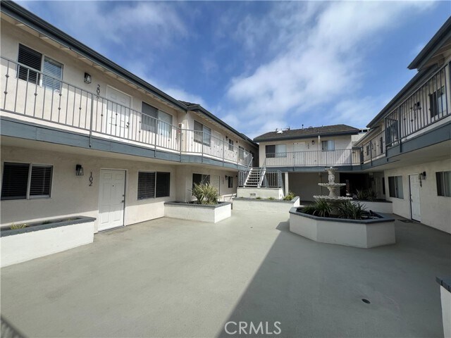 Building Photo - 5401 E Anaheim Rd