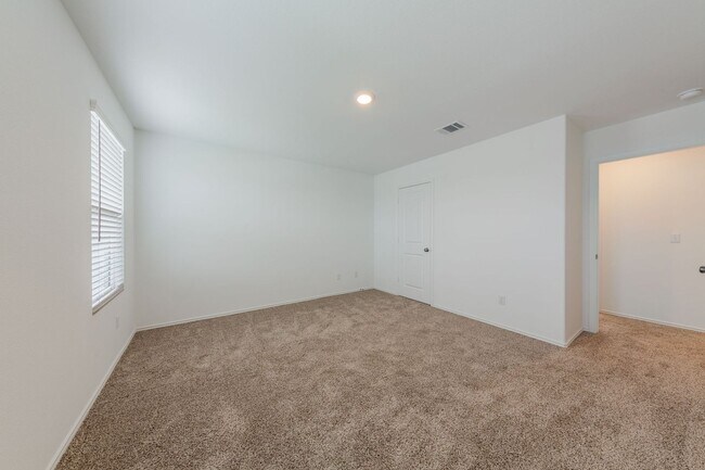 Building Photo - 252 Patagonia