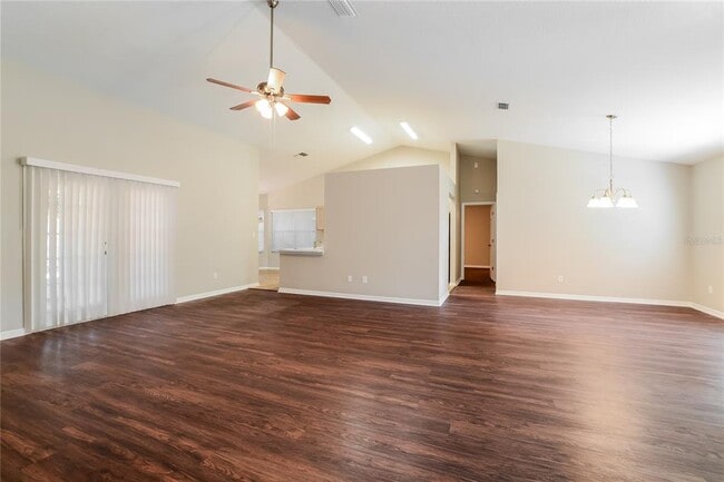 Building Photo - 33303 Lake Bend Cir