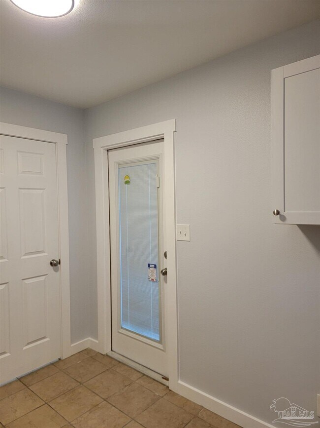 Building Photo - 7911 Deborah Dr