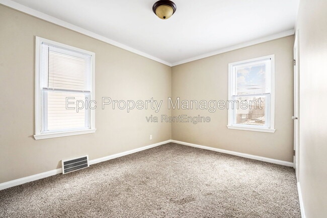 Building Photo - 13056 Pullman St