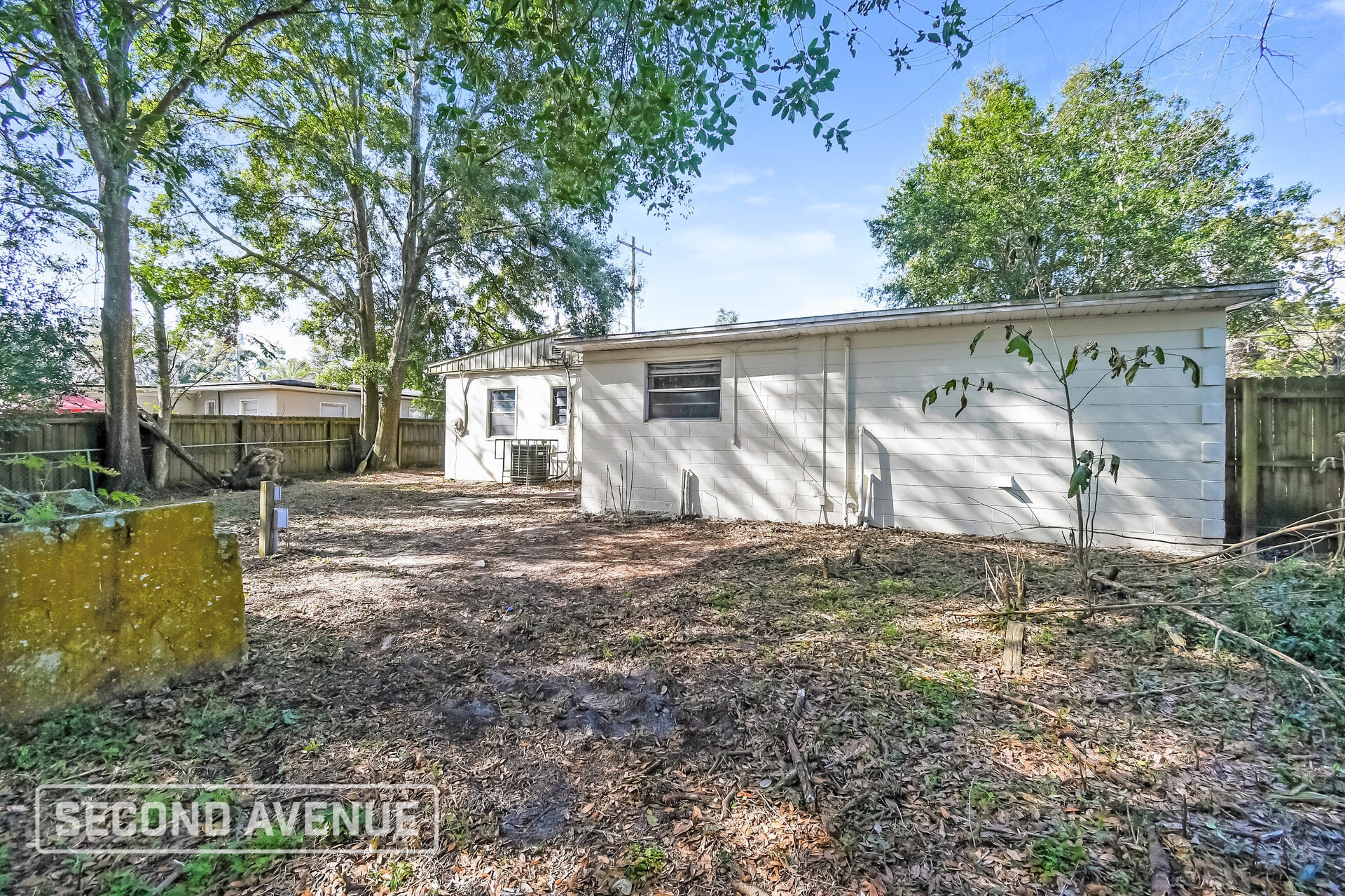 Building Photo - 3645 Peach Dr