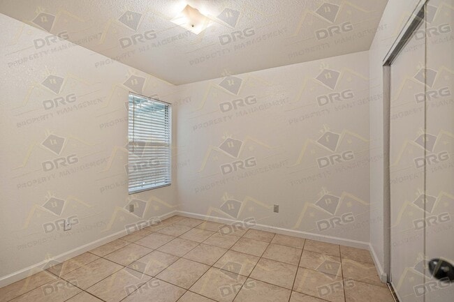 Building Photo - 3524 Hallsboro Ct