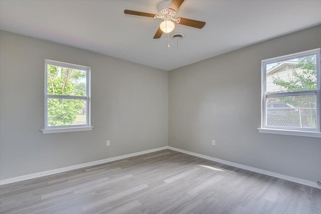 Building Photo - 3635 Spanish Trace Dr