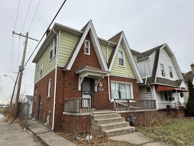 Building Photo - 14088 Roselawn St