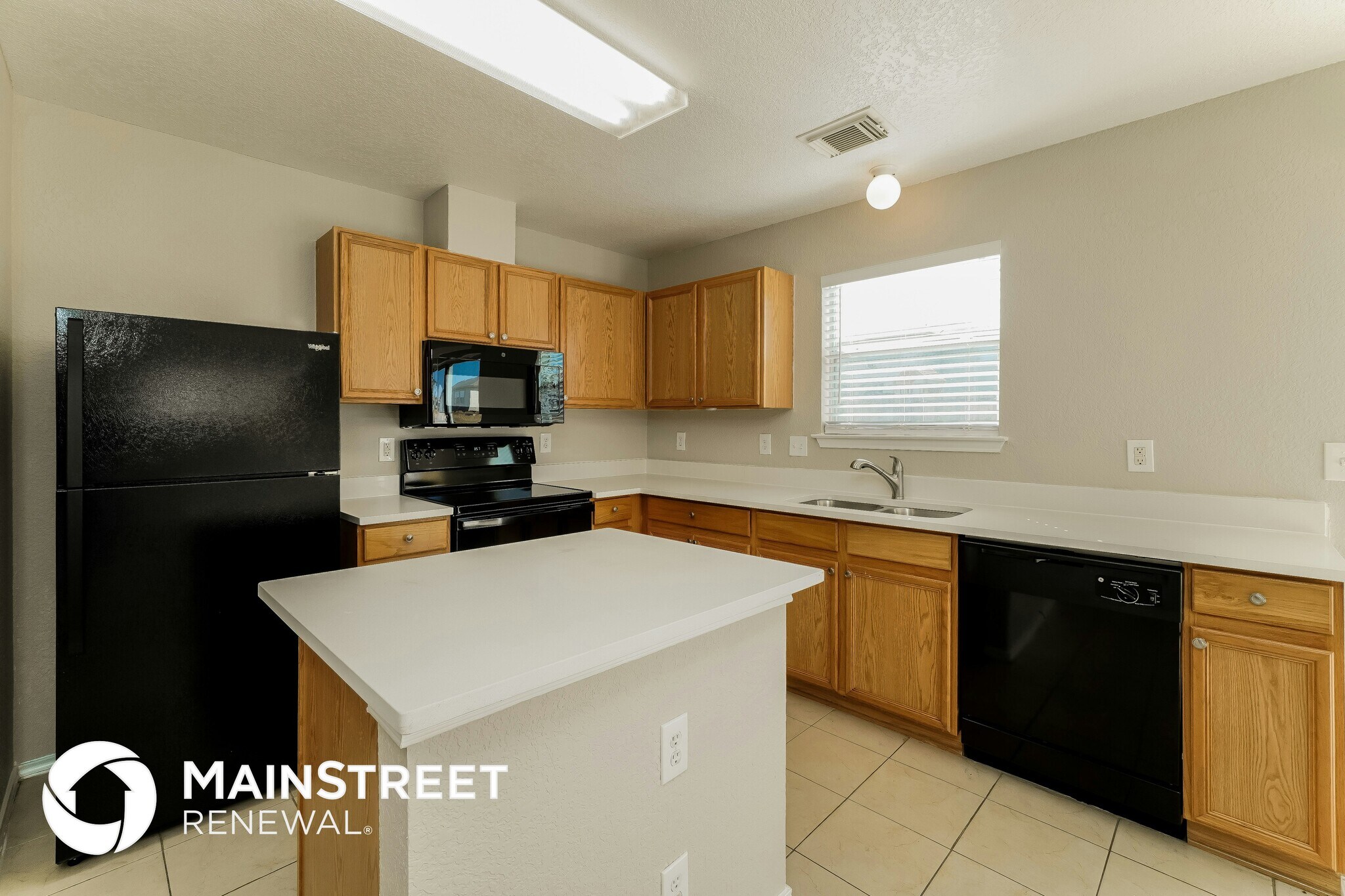 Building Photo - 7831 Hedrick Farm