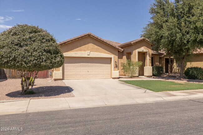 Building Photo - 3096 E Kingbird Pl