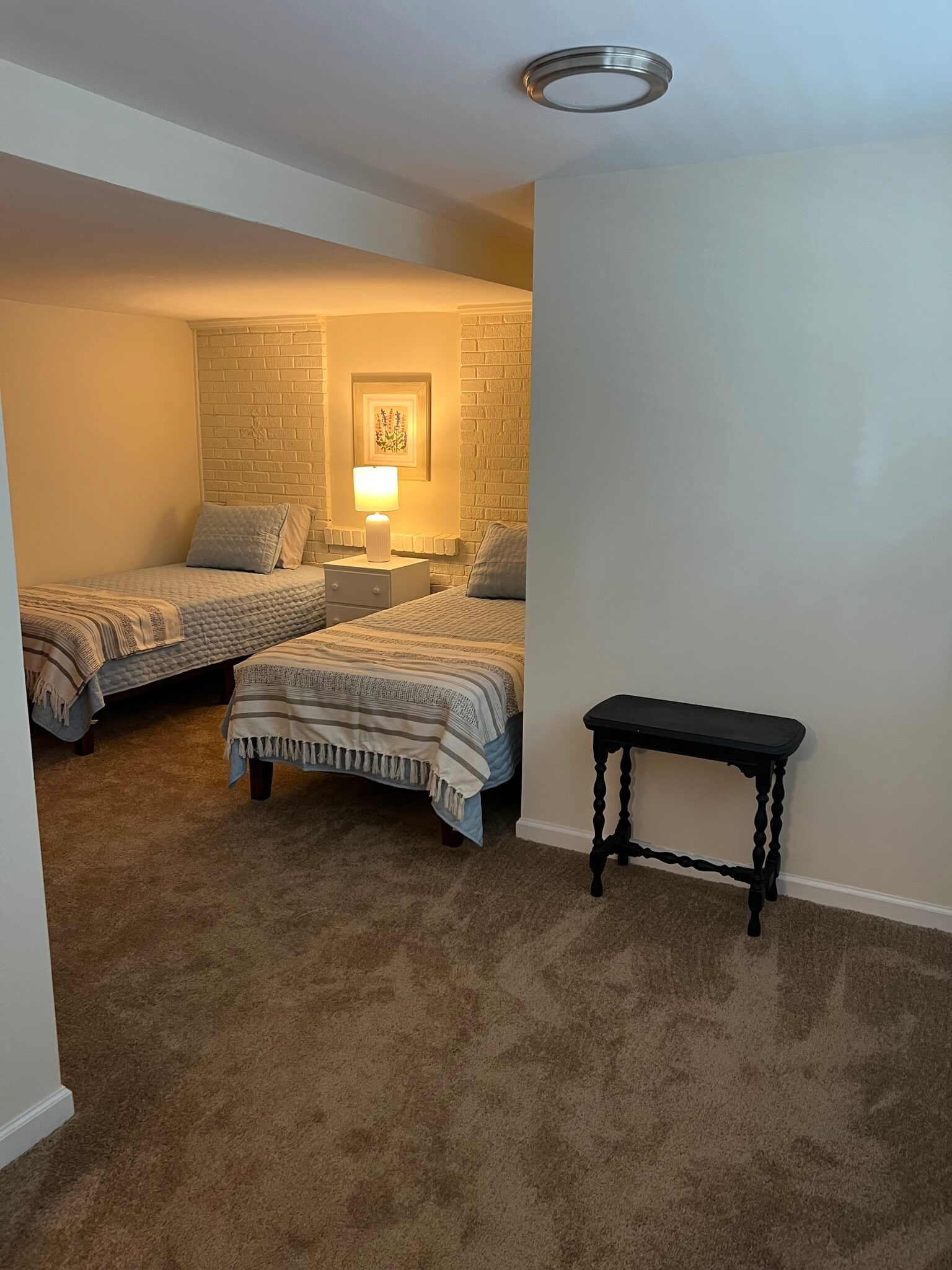 Bedroom 2 - 104 W Hembree St