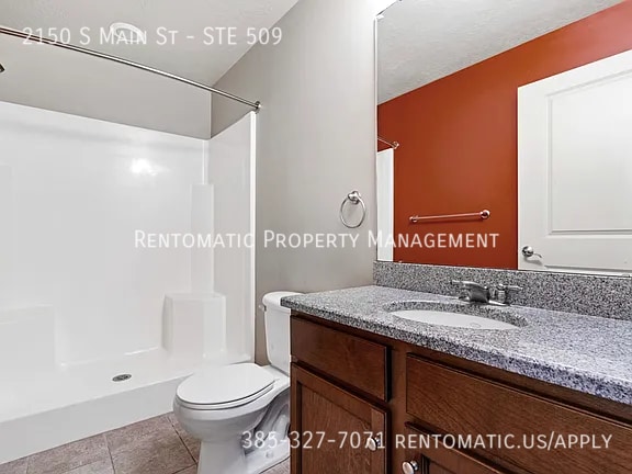 Building Photo - 2150 S Main St