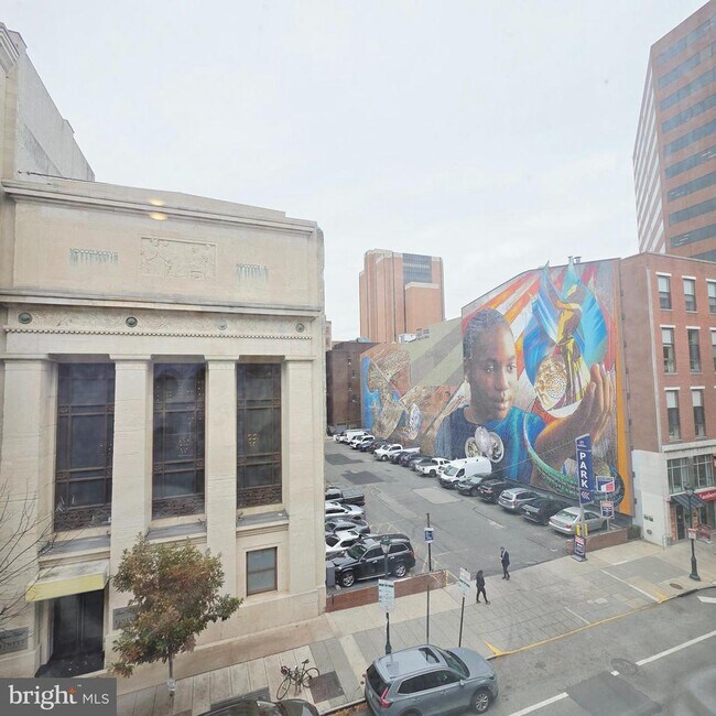 Building Photo - 714 Chestnut St