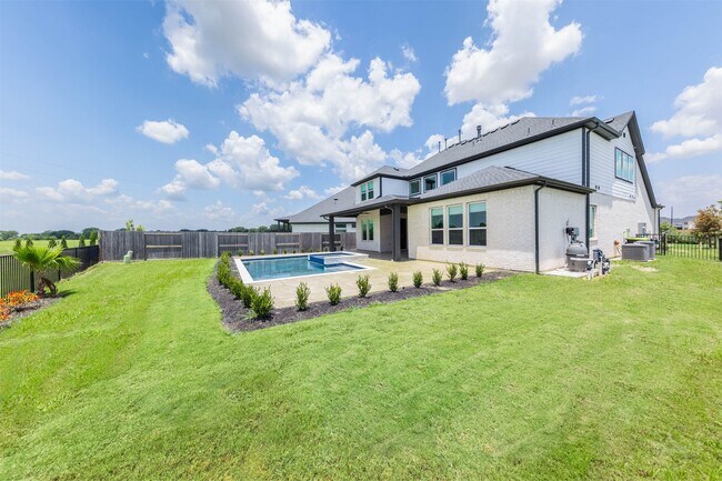 Building Photo - 7526 Sunny Oak Ln