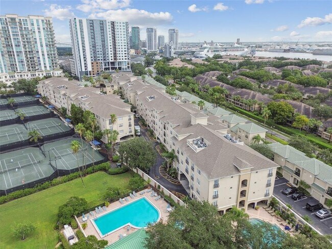 Building Photo - 501 Knights Run Ave