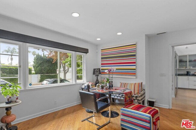 Building Photo - 354 14th St