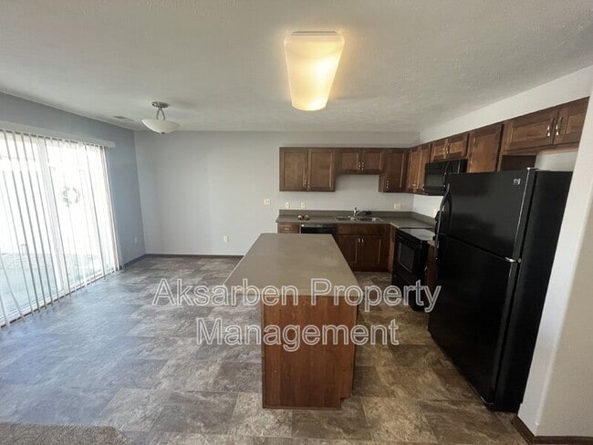 Building Photo - 5304 41st St