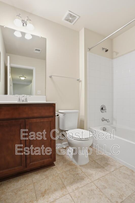 Building Photo - 5891 Bella Marie Wy