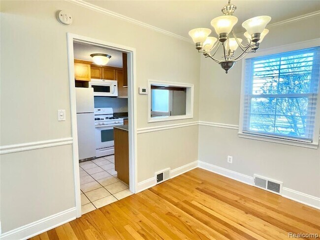 Building Photo - 1779 Graefield Rd