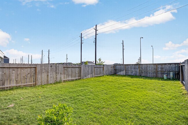 Building Photo - 10206 Penryn Frst Trl