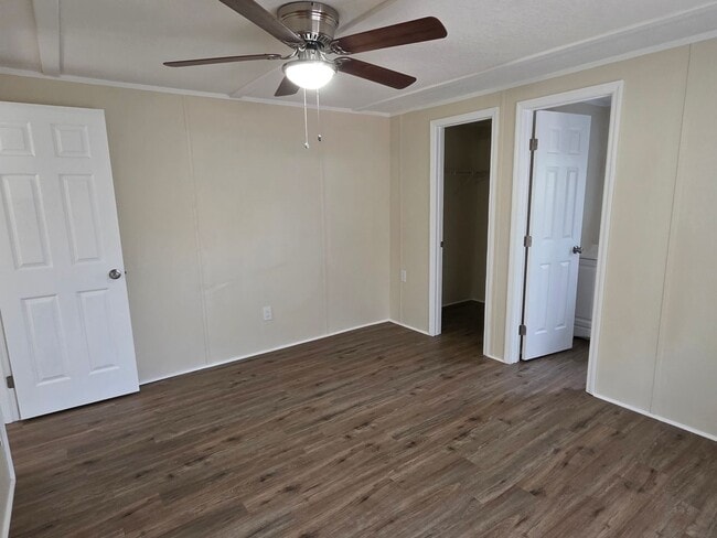 Building Photo - 6308 6th Ave