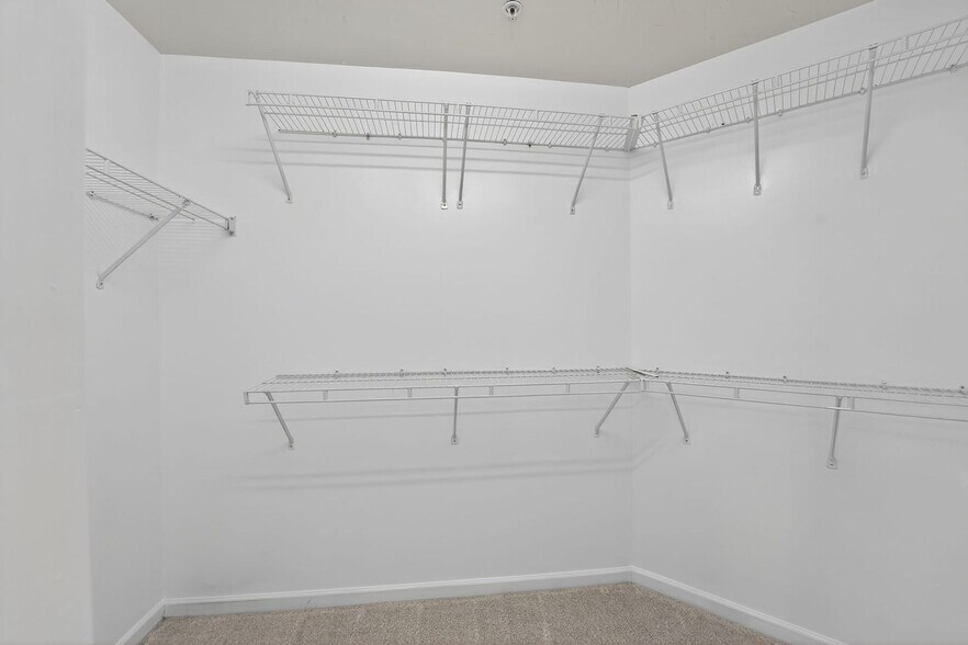 Building Photo - 3208 Margellina Drive