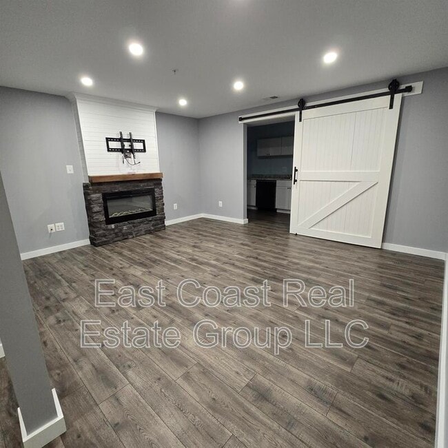 Building Photo - 17824 Stars Ln