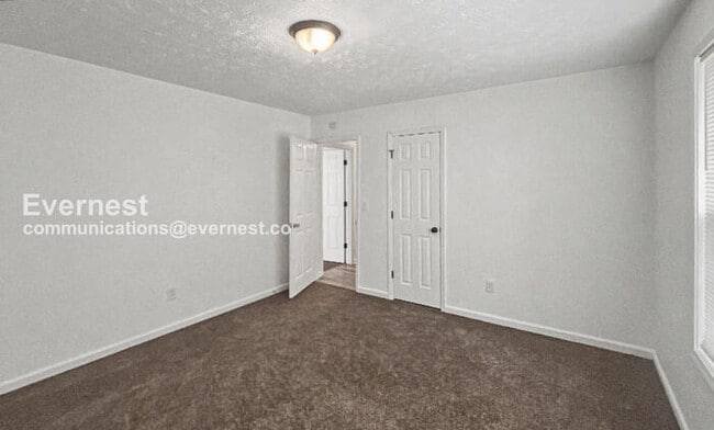 Building Photo - 2785 Brookhill Ct