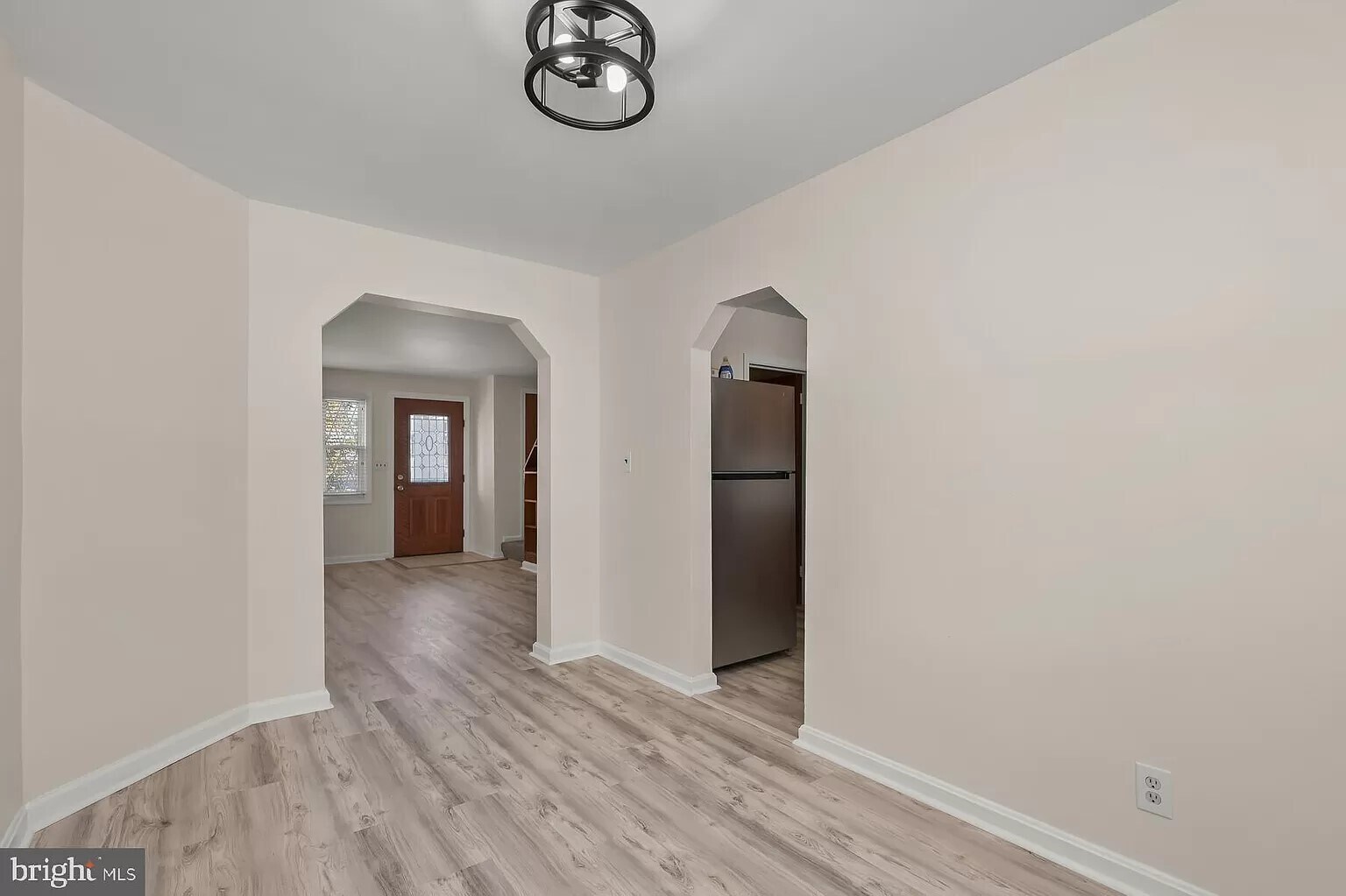 Building Photo - 708 Umbra St