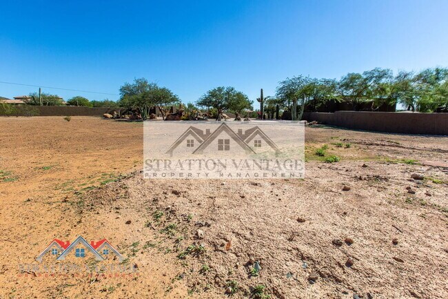 Building Photo - 39614 N 7th St