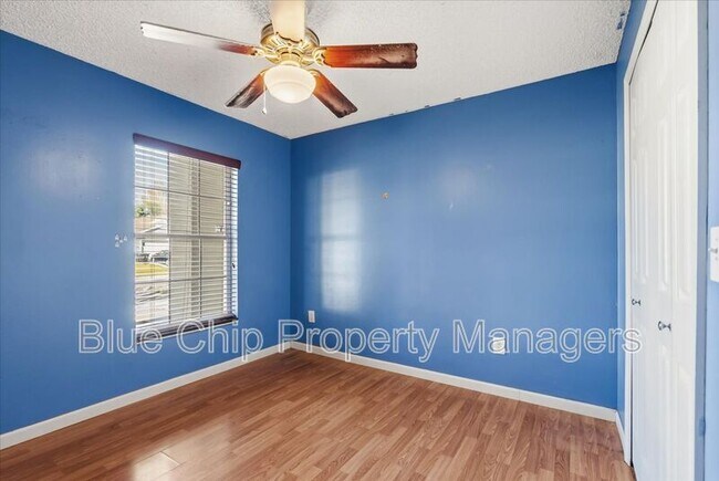 Building Photo - 2229 Hannah Ln