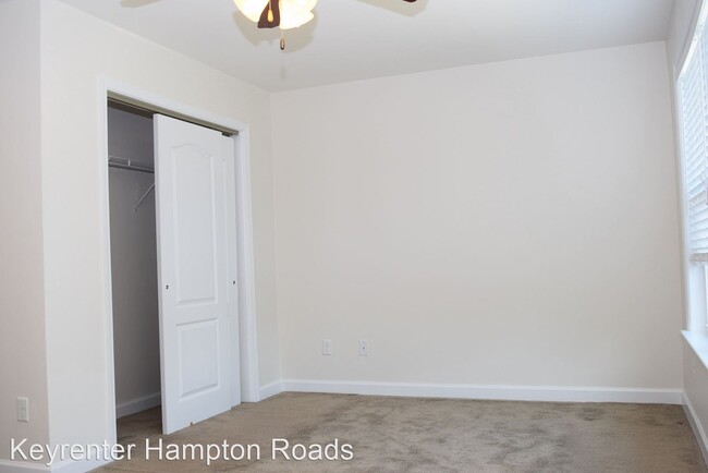 Building Photo - 4 br, 3.5 bath House - 1459 W 43rd Street