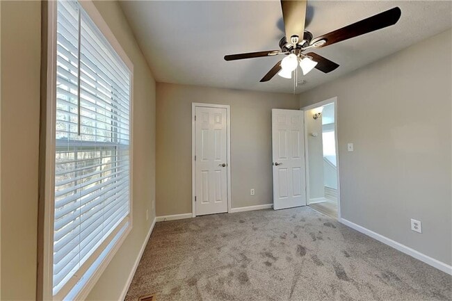 Building Photo - 178 Colton Dr