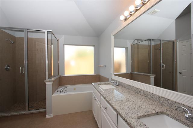 Building Photo - 10404 Forrest Dr